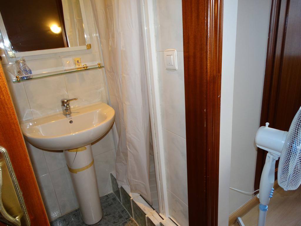 Hostal La Redonda Granada Kültér fotó